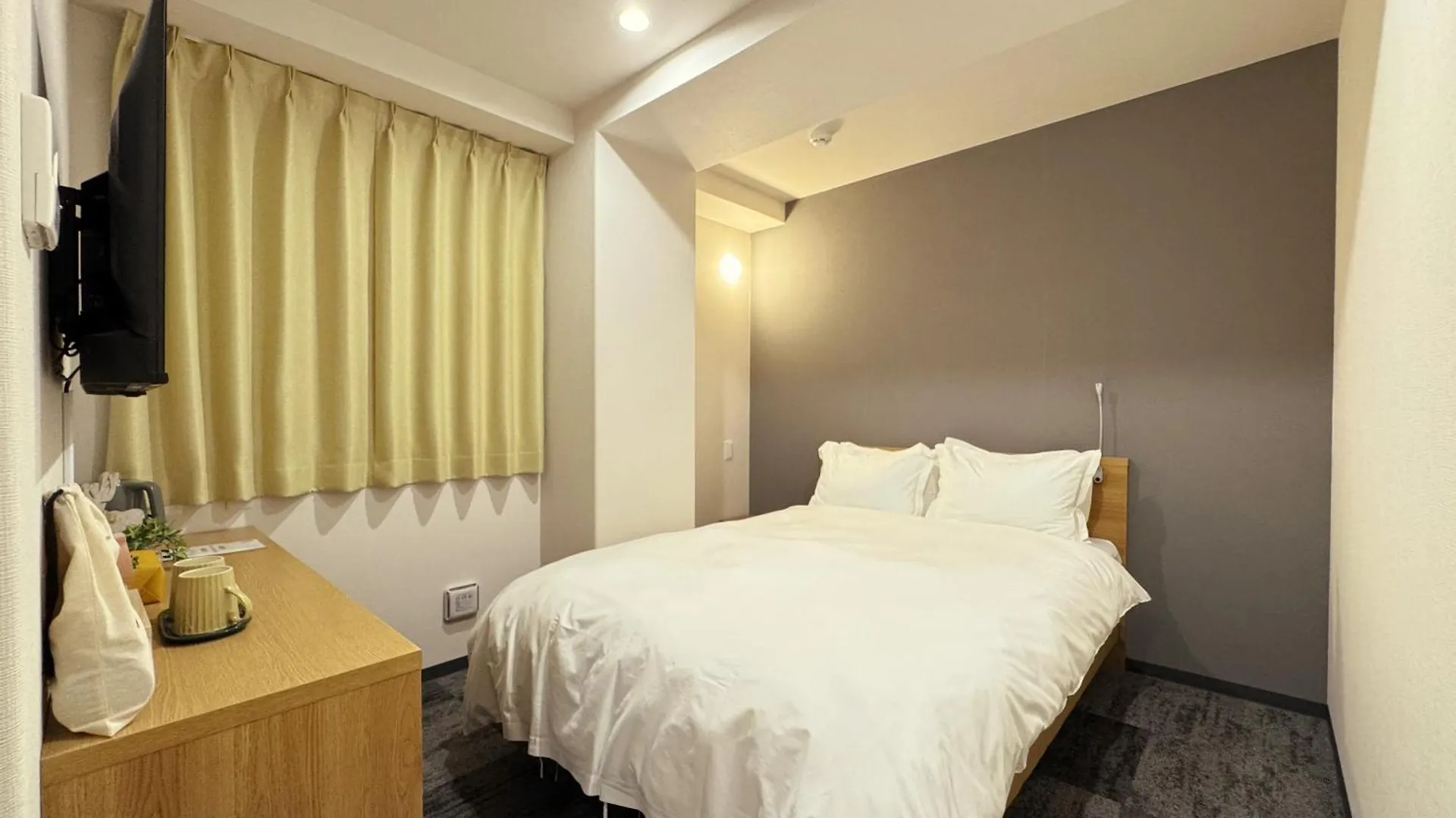 Fawn Hotel Осака 3*,  Япония